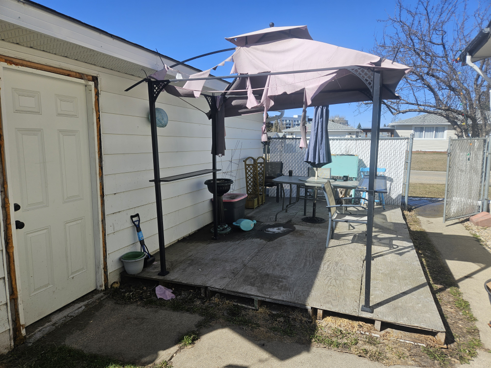 bbq gazebo - photo 3
