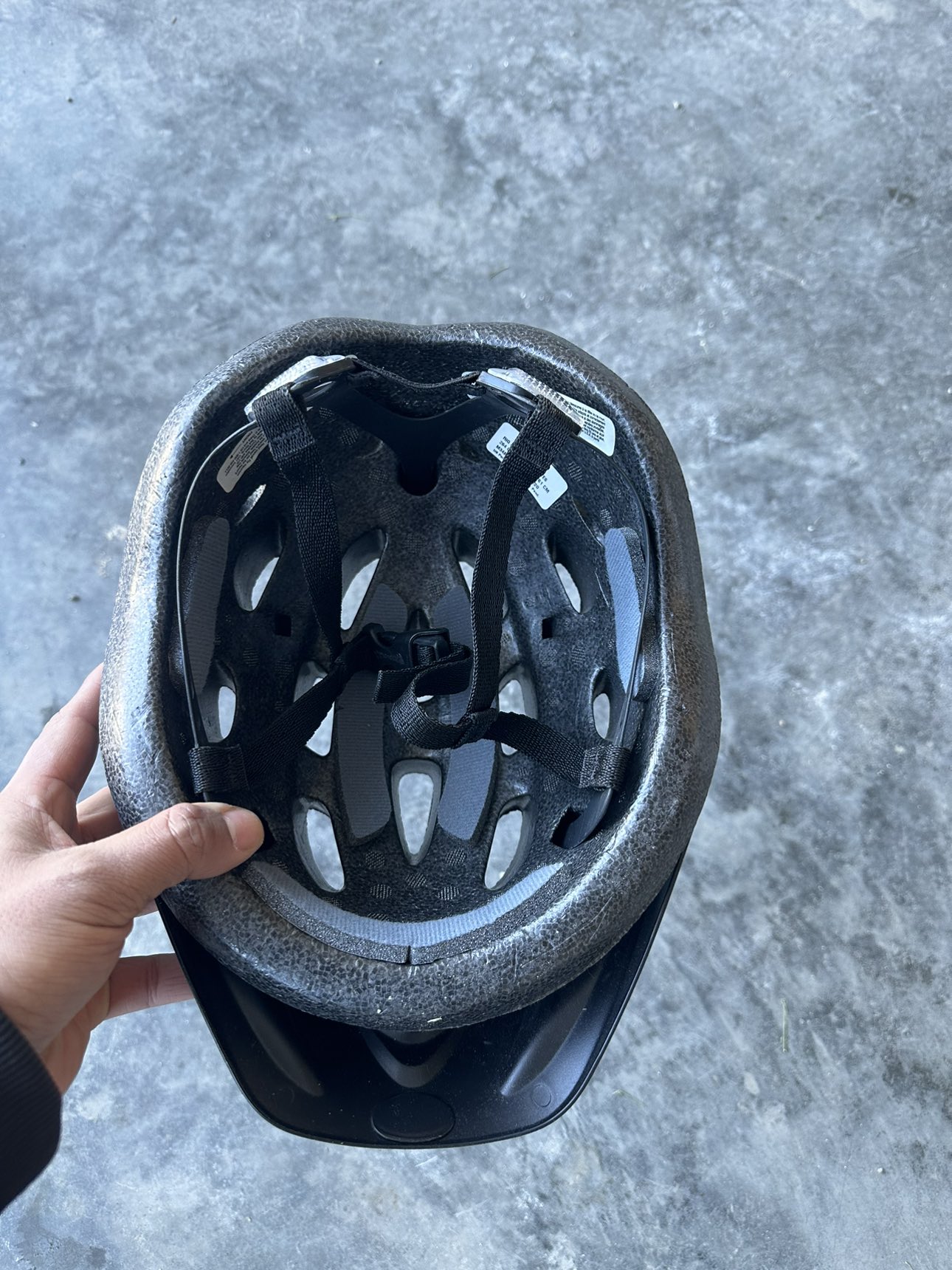 Bicycle helmet