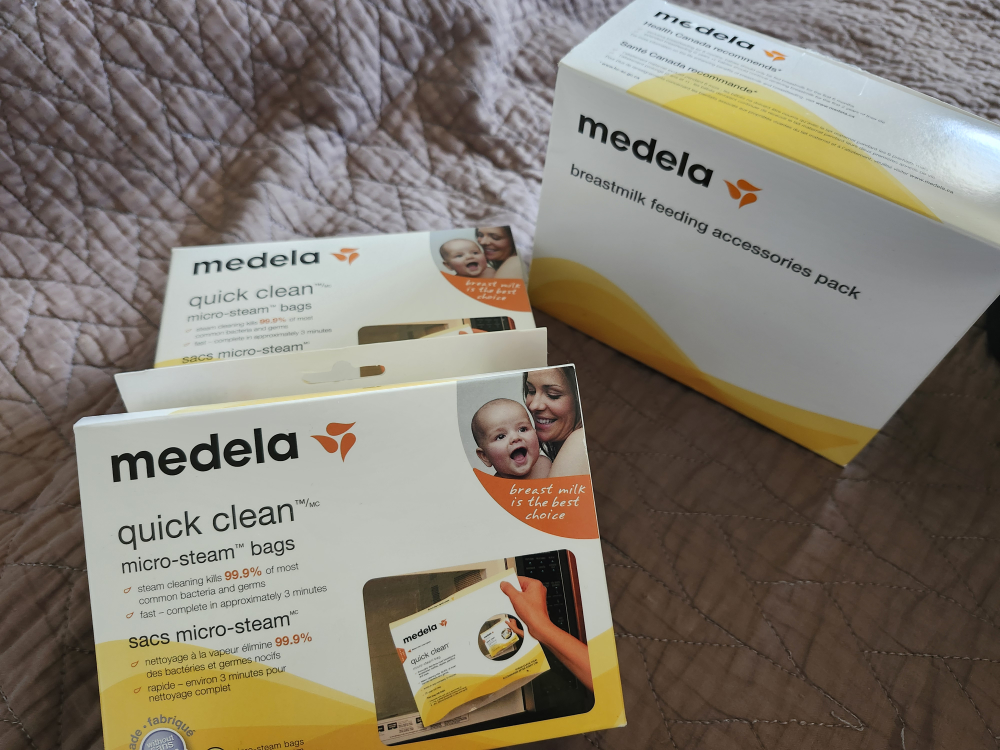 Medela Pump in Style Double Breast Pump PLUS accessories - photo 3