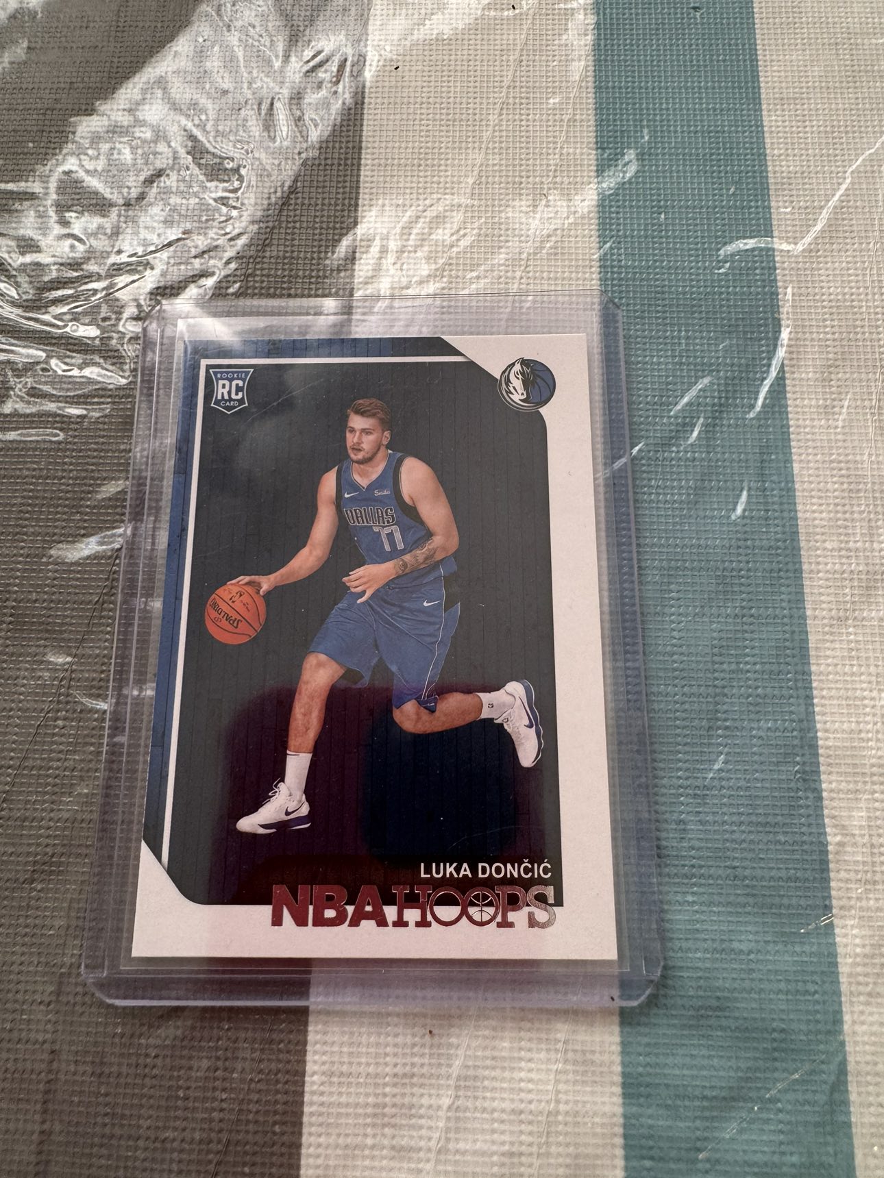 2018-19 Panini NBA Luka Doncic Rookie Card #268 RC thumbnail