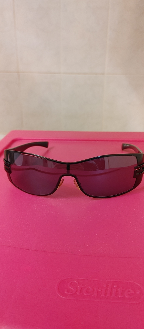 Gucci Sunglasses Men/Women image indicator(2)