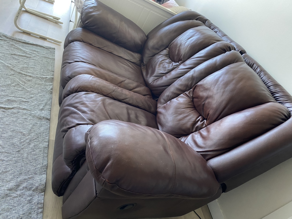 Brown leather Recliner 2 seater - photo 2