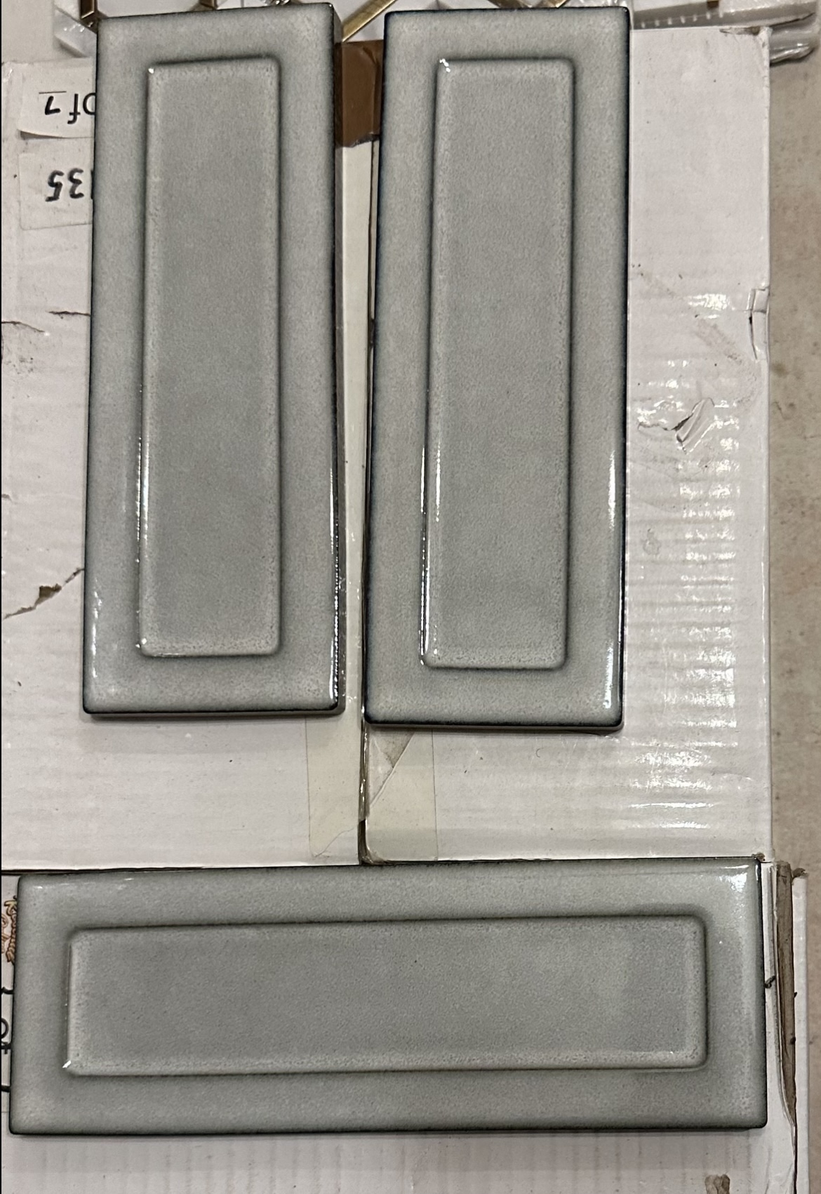 Caudro 3" x 9" Ceramic Vintage Subway Tile image indicator(3)