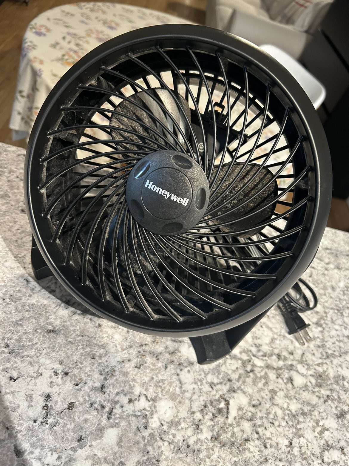 Air Circulator - photo 2