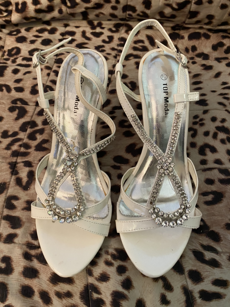 New White sandal