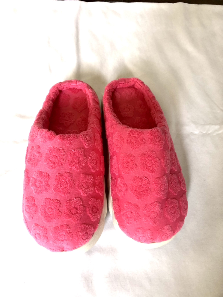 New  Pink Sleepers For Women Size 6.5-7.5 image indicator(3)