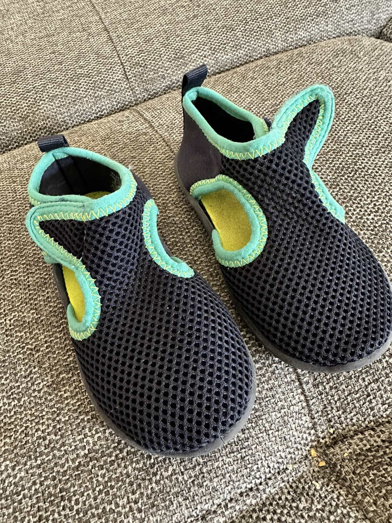 Toddler water shoes - photo 2