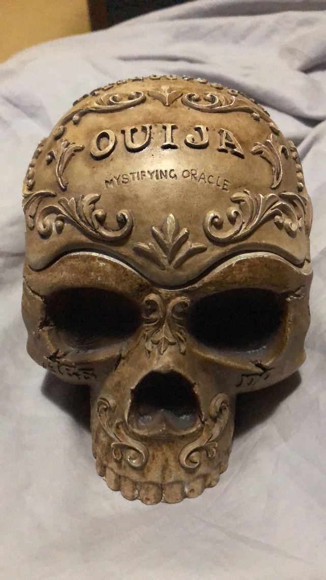 Ouija skull