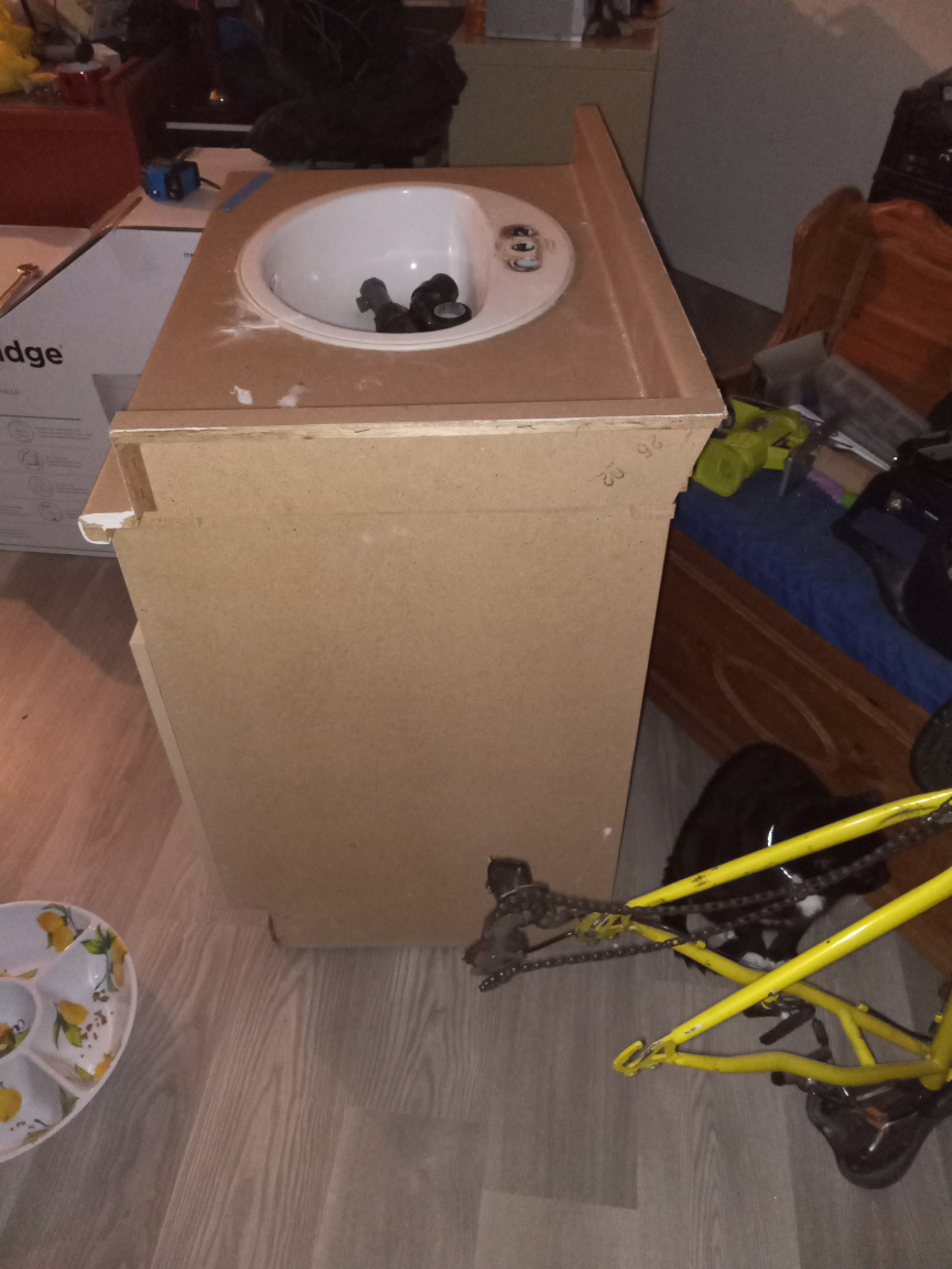 free bathroom vanity - photo 2