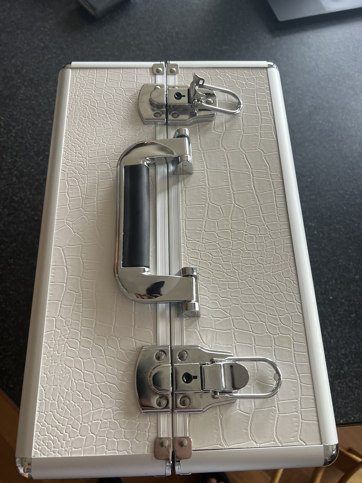 Makeup case image indicator(3)