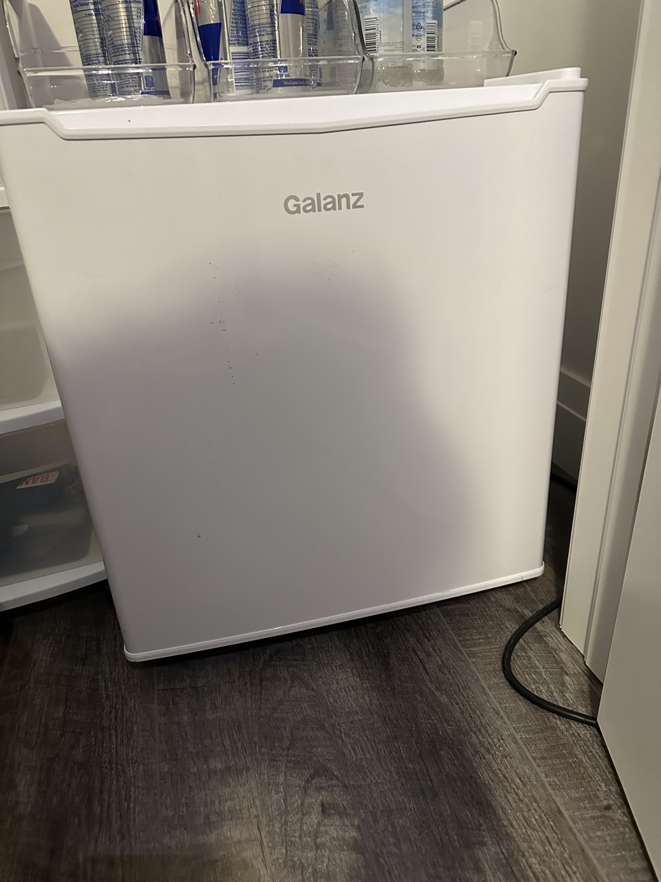 Galanz mini fridge - photo 3