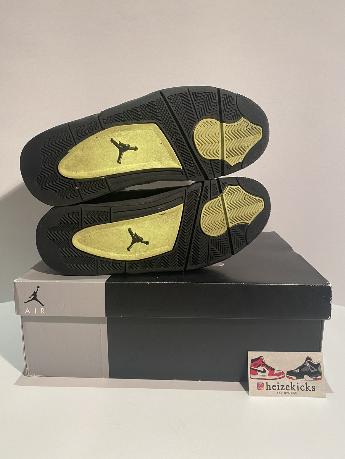 Jordan 4 SE Neon 95 image indicator(5)