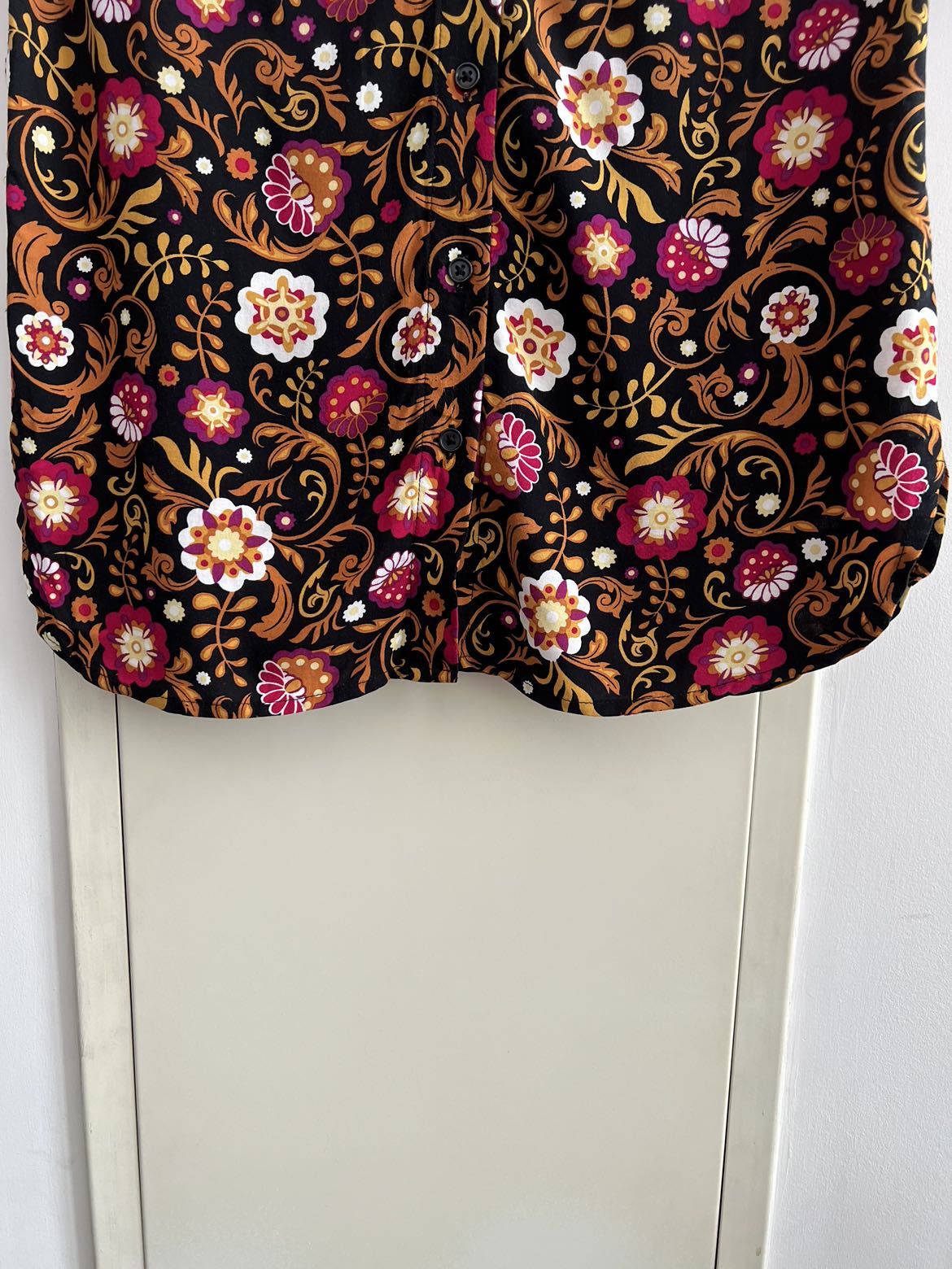 PAISLEY BUTTON UP image indicator(5)