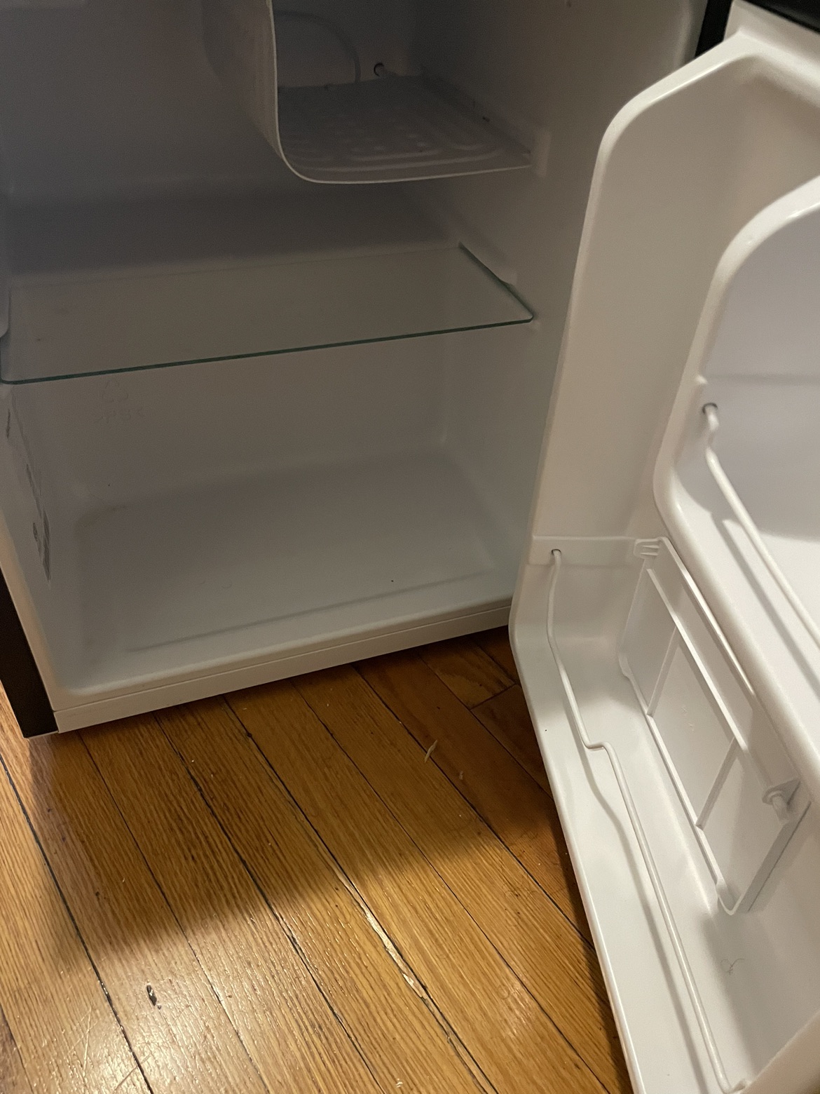 Mini fridge - photo 3