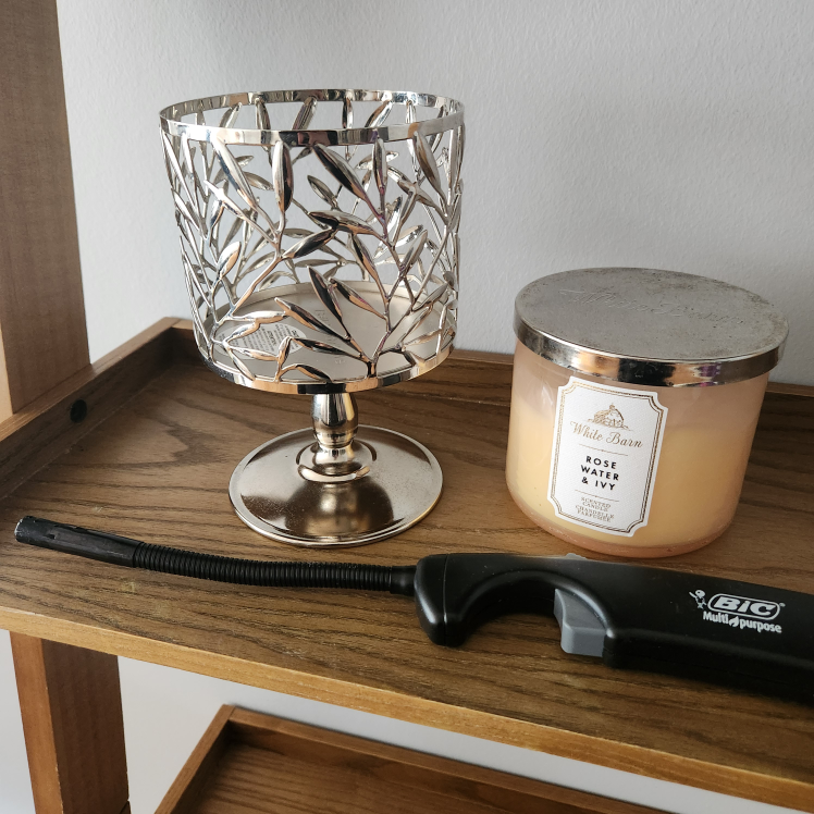 Candle set, moving sale! thumbnail