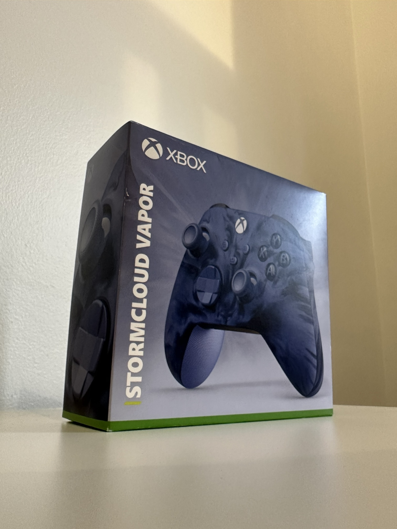 Xbox Storm-cloud Vapour controller NEW