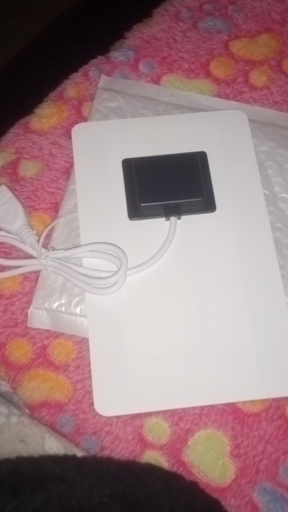 Portable solar phone charging deck #freecycle image indicator(2)