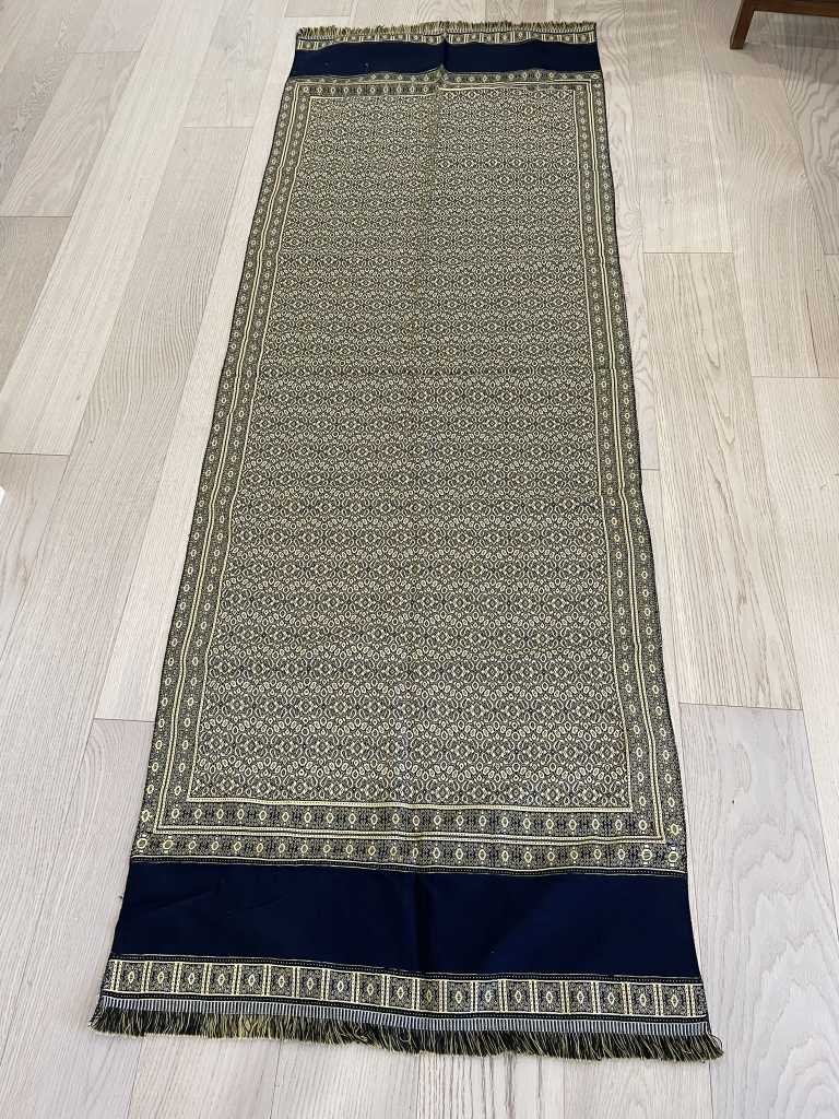 Shawl/Runner