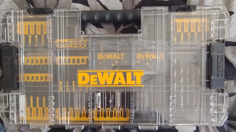DEWALT 100 PC Next Gen Flex TORQ Set image indicator(2)