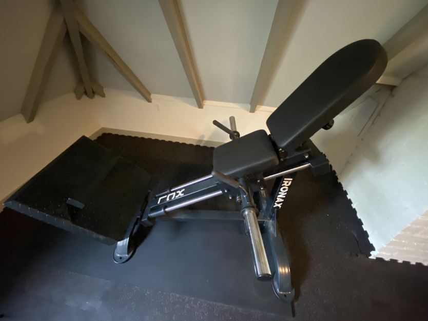 IRONAX XCL LEGS SLED