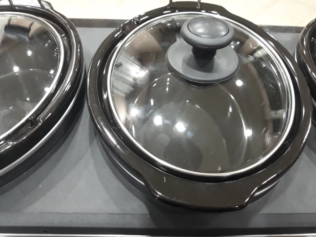 Betty Crocker three crock buffet(Slow Cooker) - photo 3