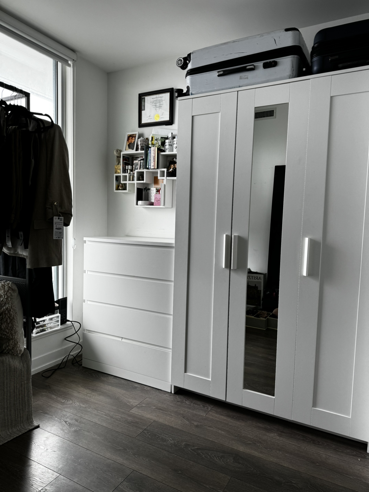 IKEA MALM Dresser image indicator(3)