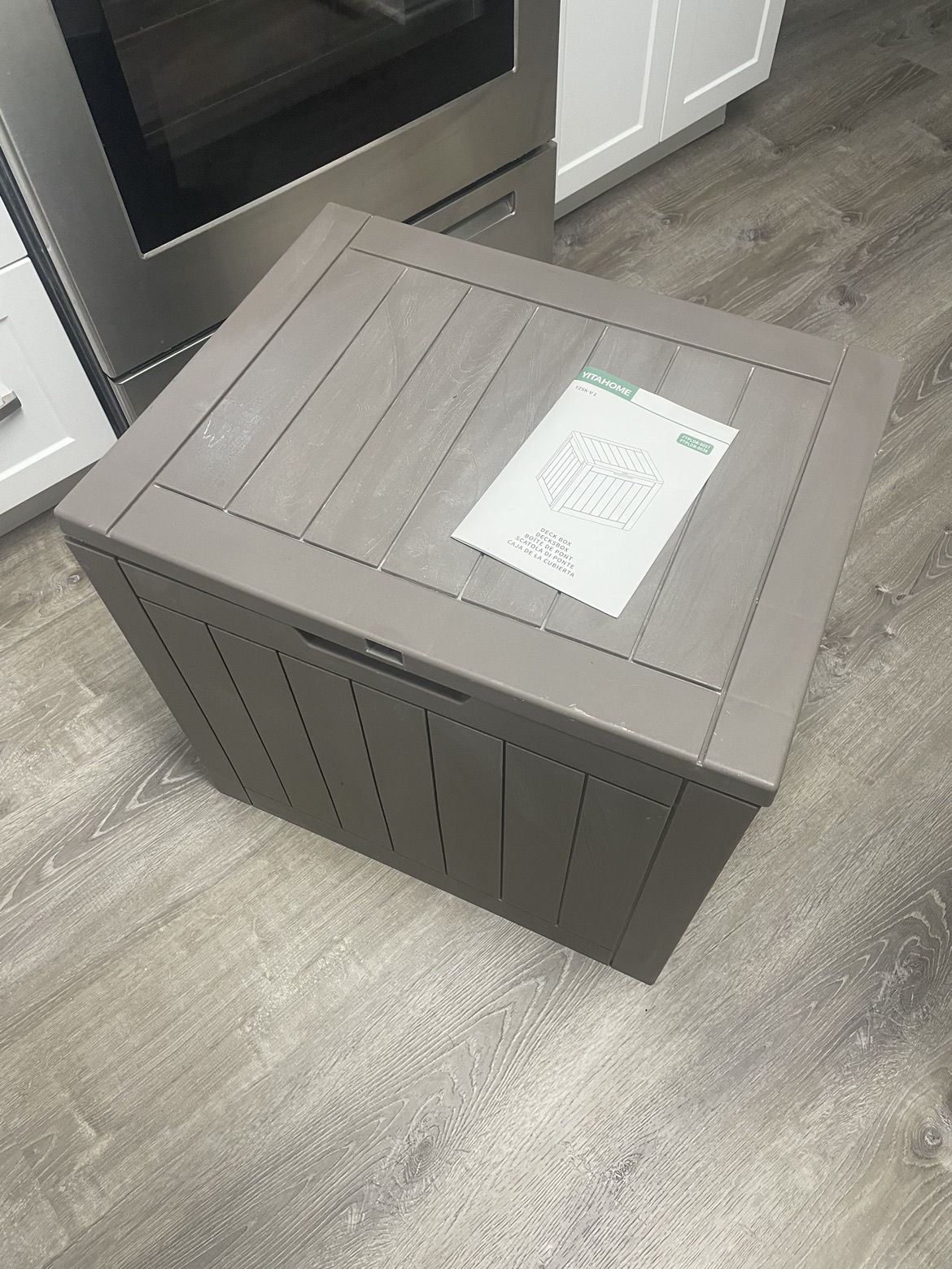 Deck box - small, 22 gallon