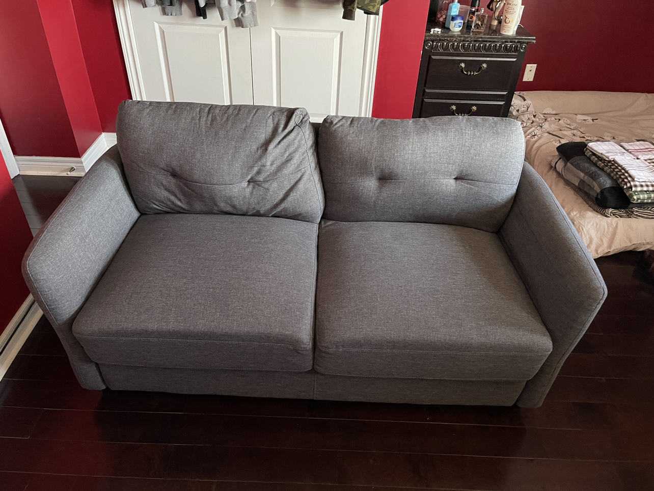 Couch 2 seater thumbnail
