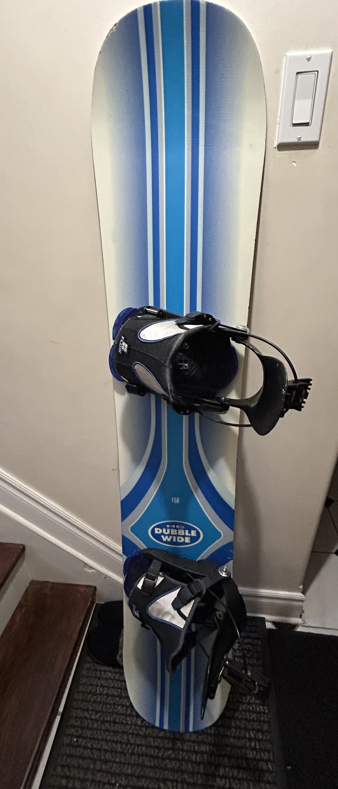 K2 snowboard with quick flow bindings