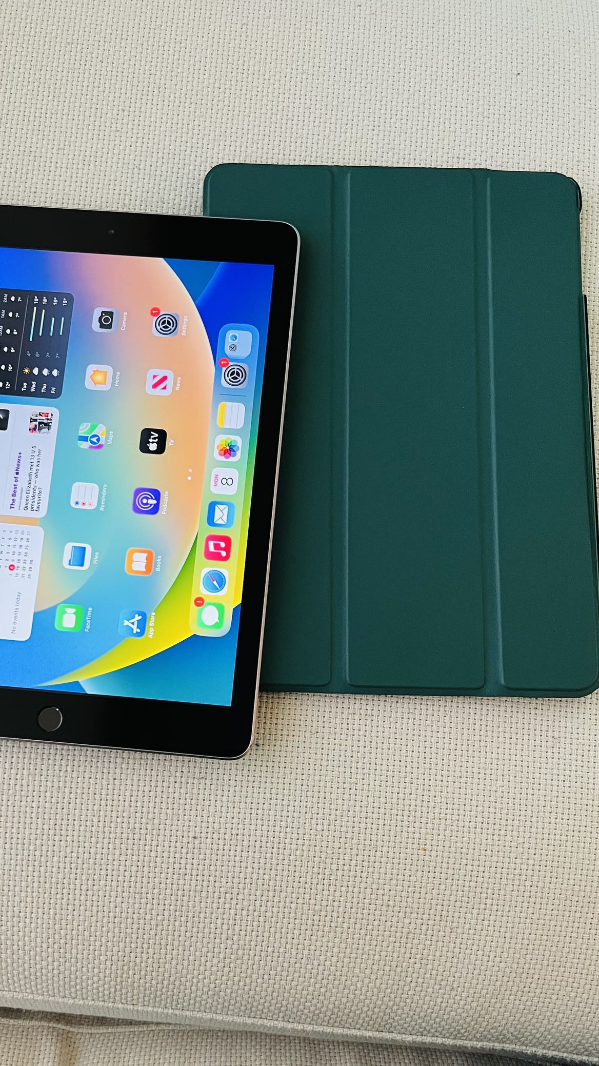 iPad 5th Generation 128GB Space Grey