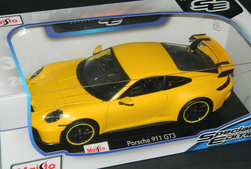 Maisto 1:18  Porsche 911 GT3 Yellow $65