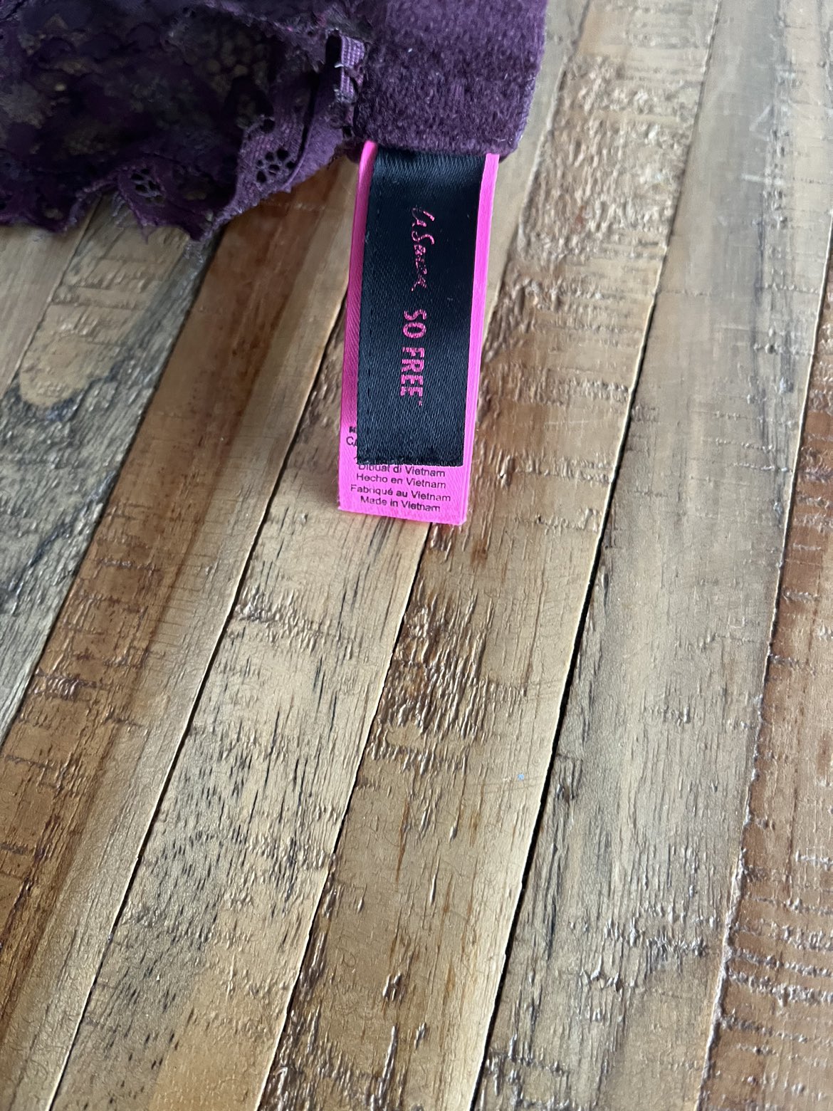 32D Bra from LaSenza image indicator(2)