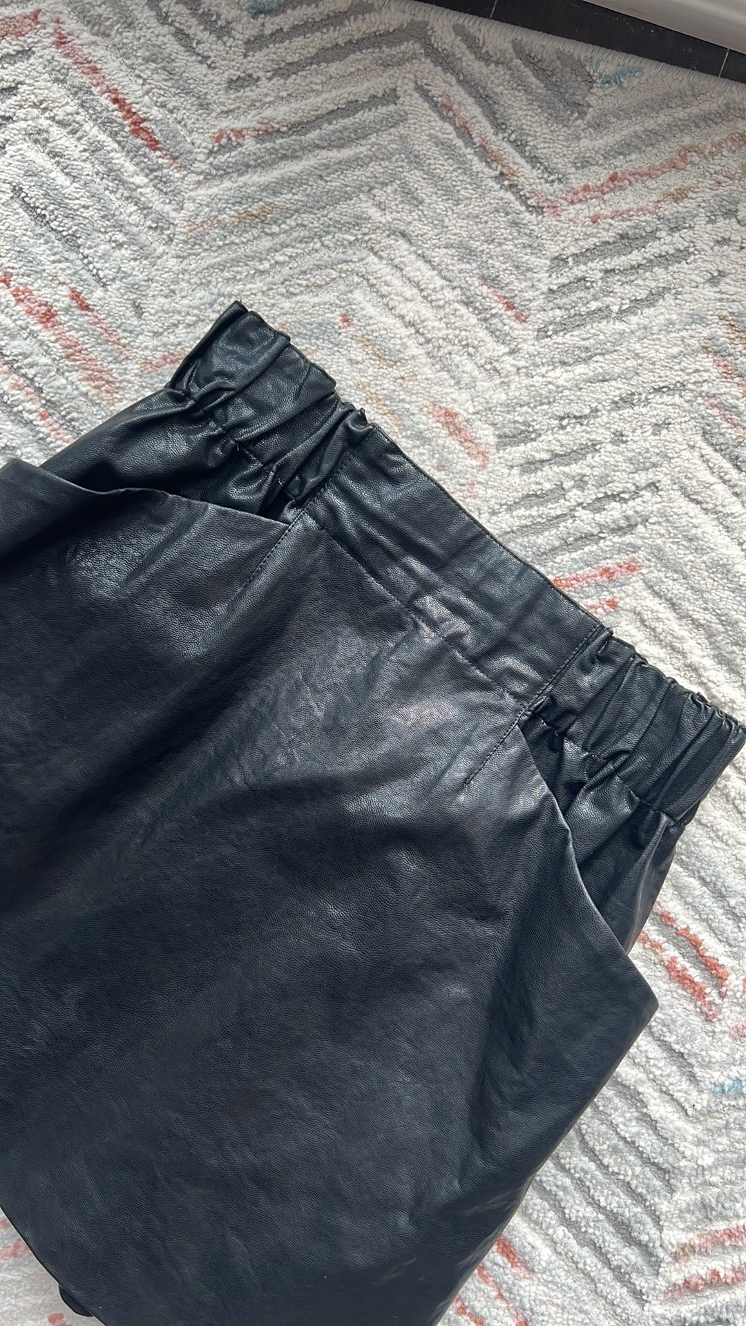 ZARA Mini Leather Skirt - M image indicator(3)