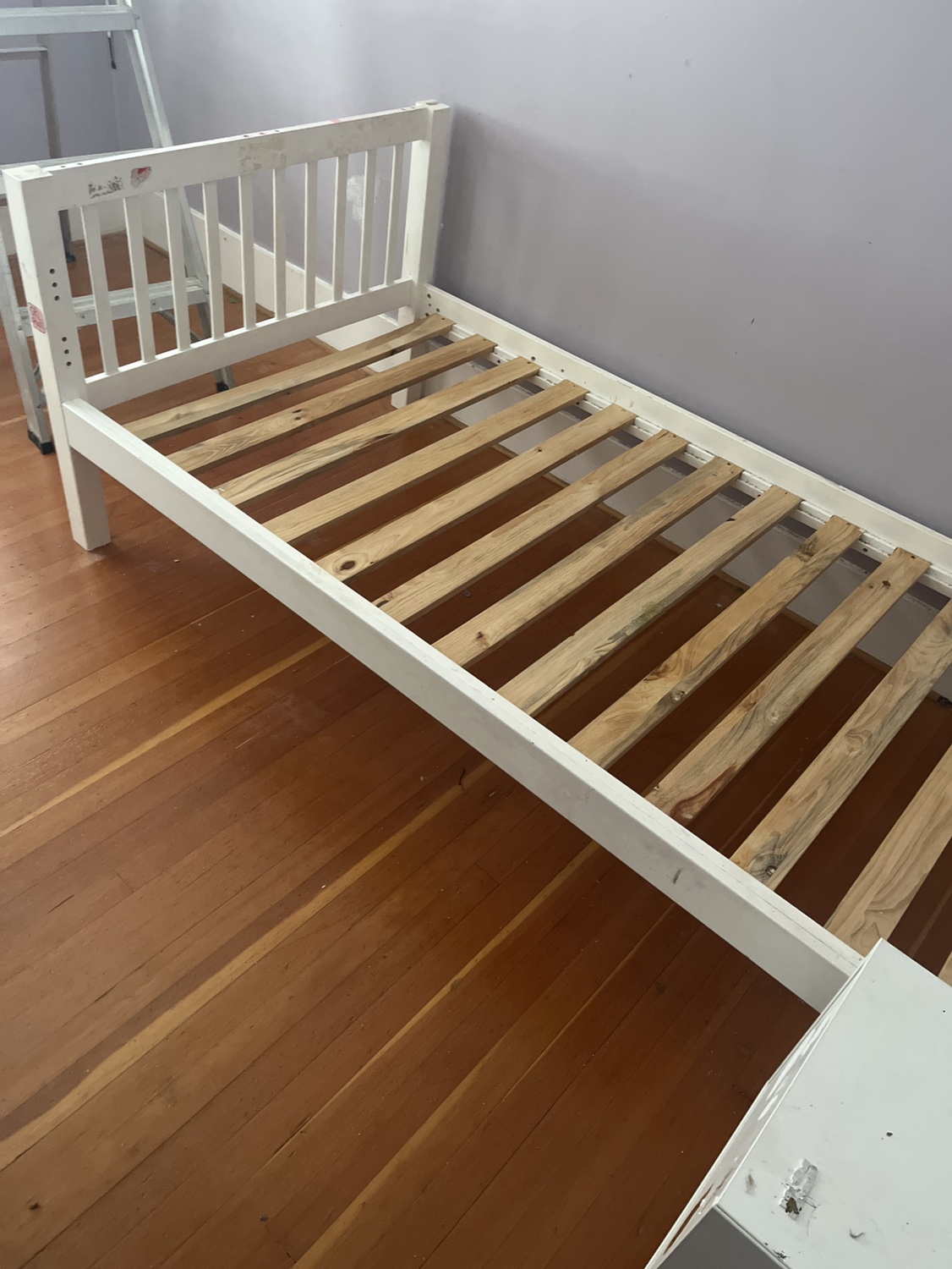 Twin bed/ bunk bed image indicator(3)