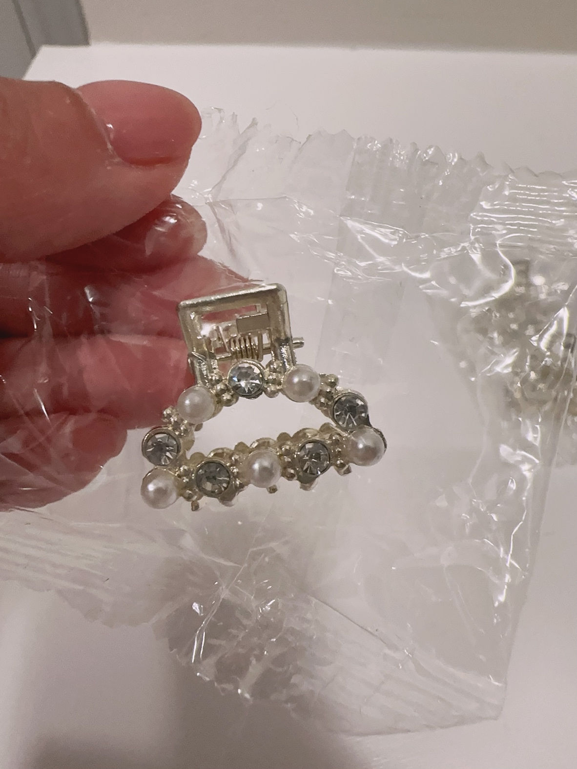 Hair Clips - photo 3