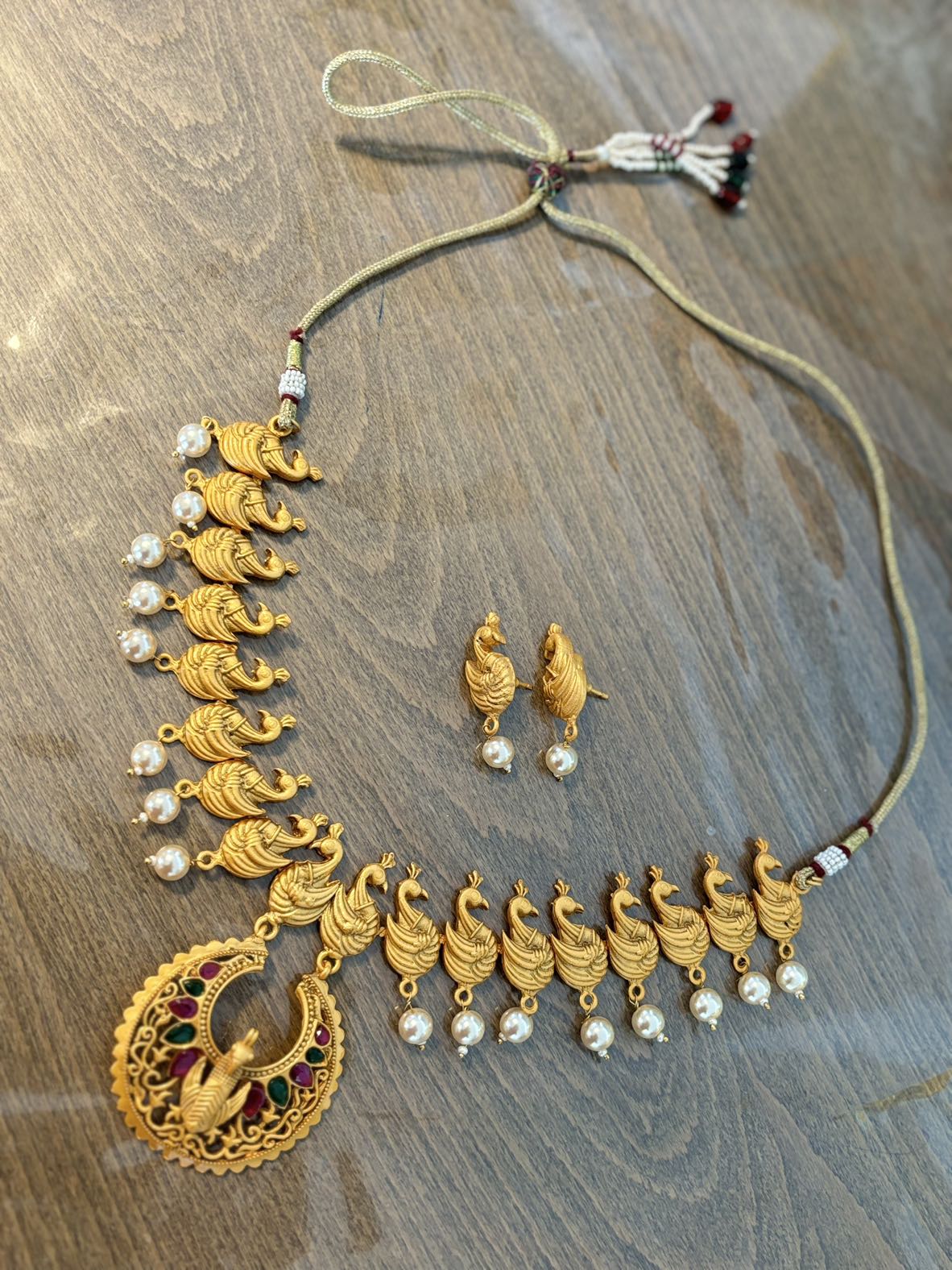 Temple jewellery set
