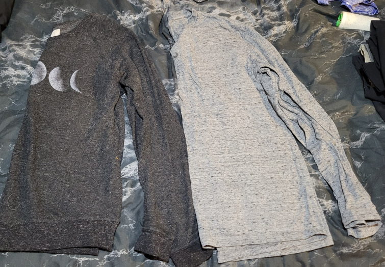 Ladies medium clothes image indicator(4)