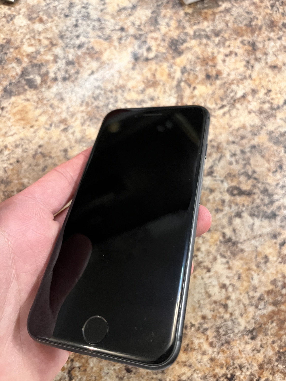 iPhone 8 - photo 4