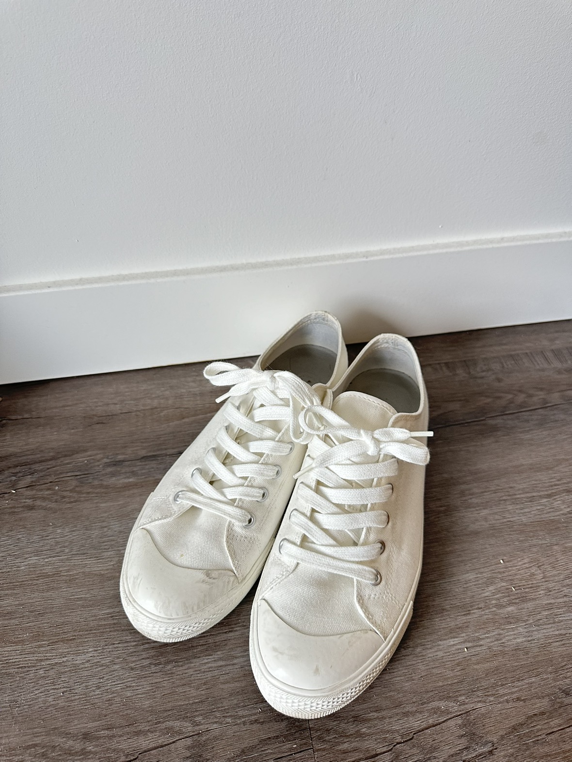 MUJI White Sneakers