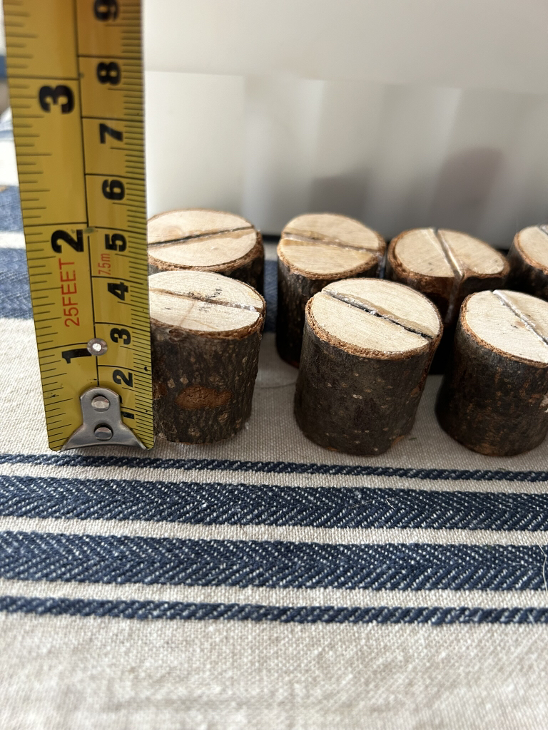 Wood round table place setting card holder🥕