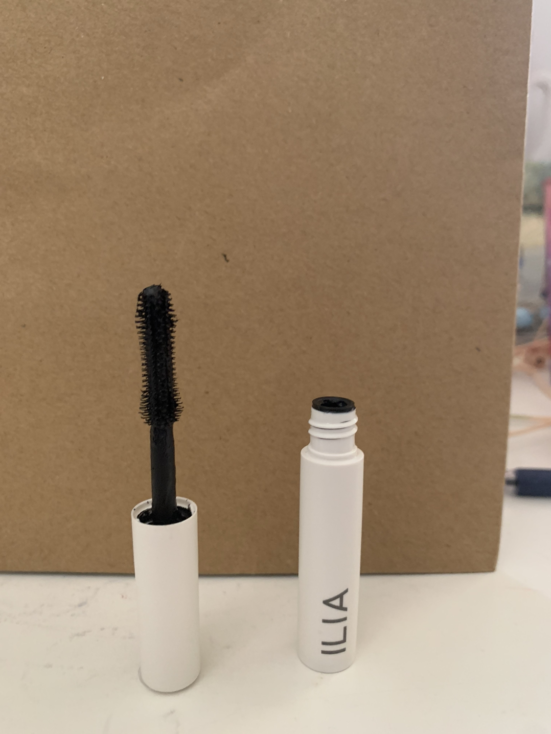 ILIA mascara image indicator(5)