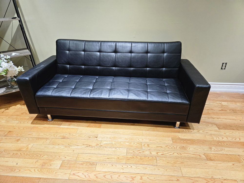 futon- faux leather - photo 2