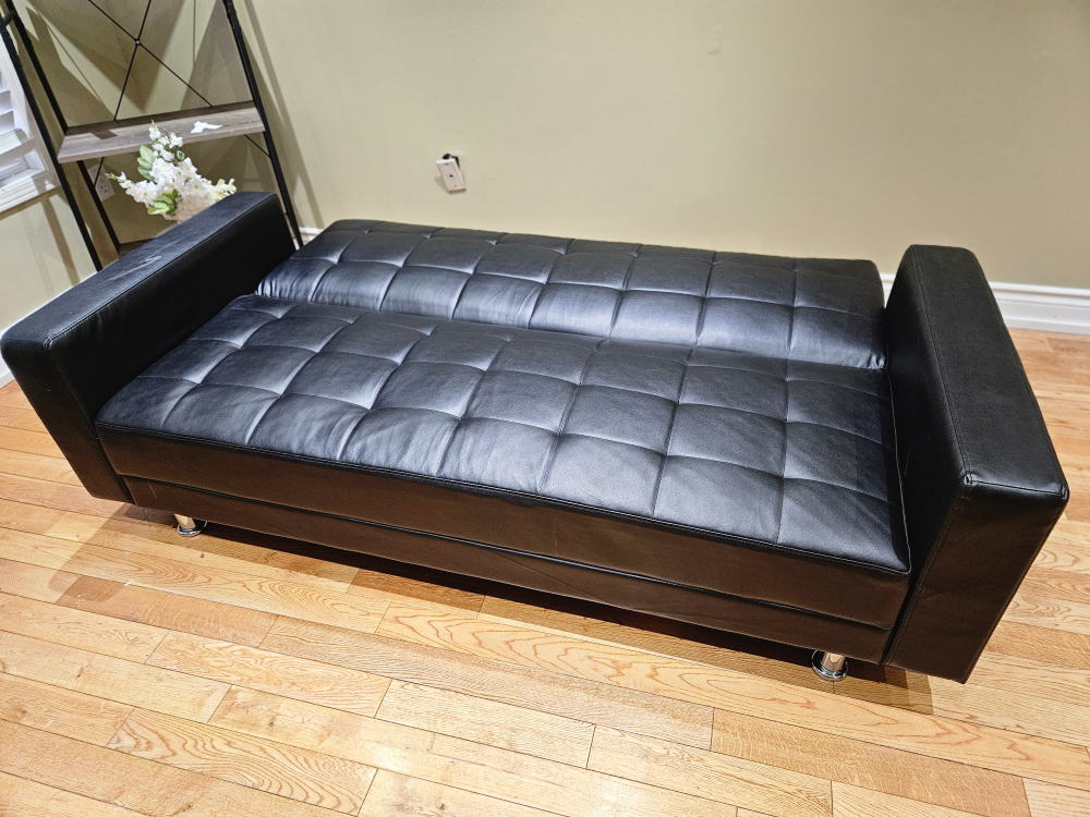 futon- faux leather - photo 3