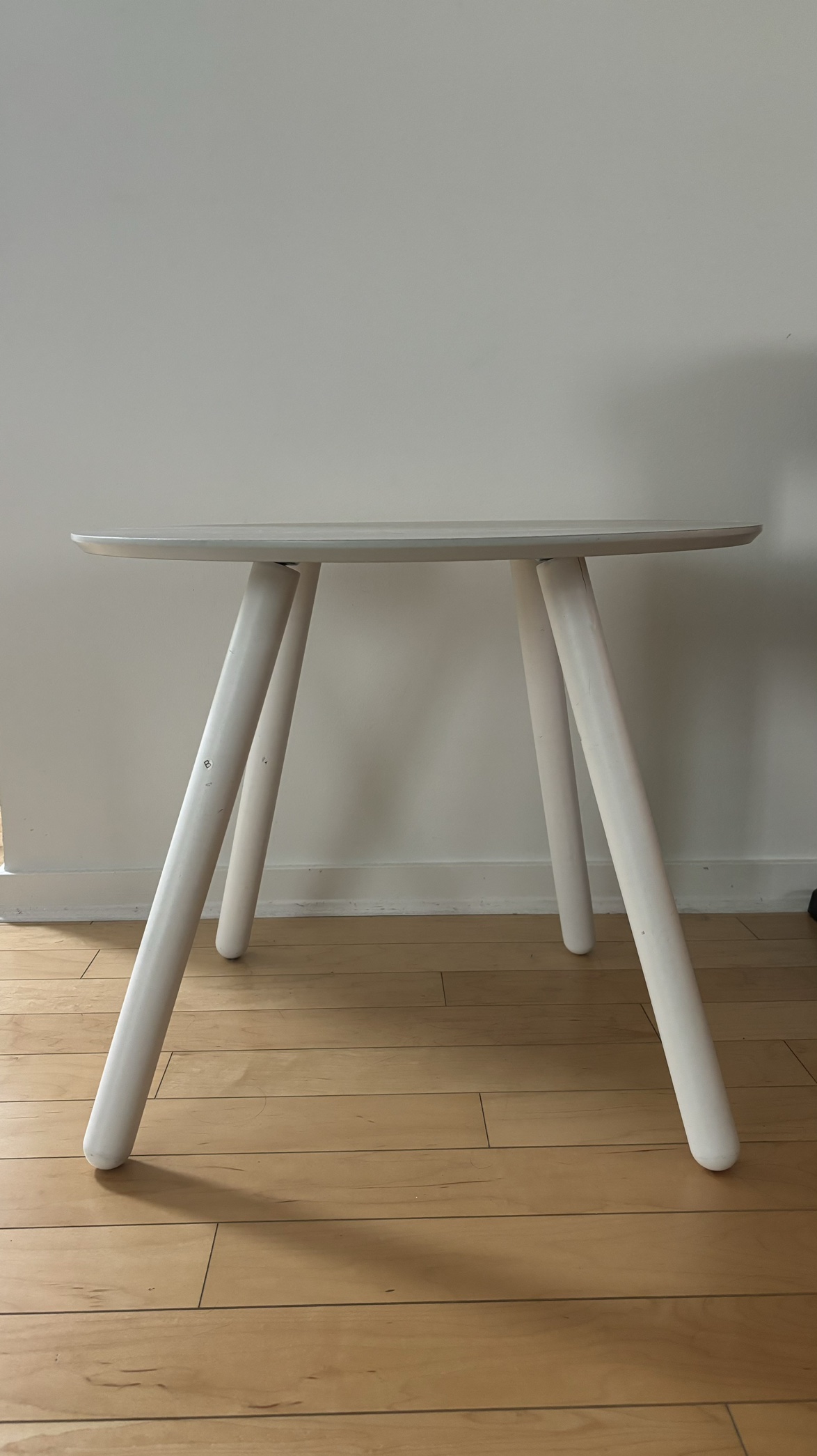 Coffee table #freecycle image indicator(3)