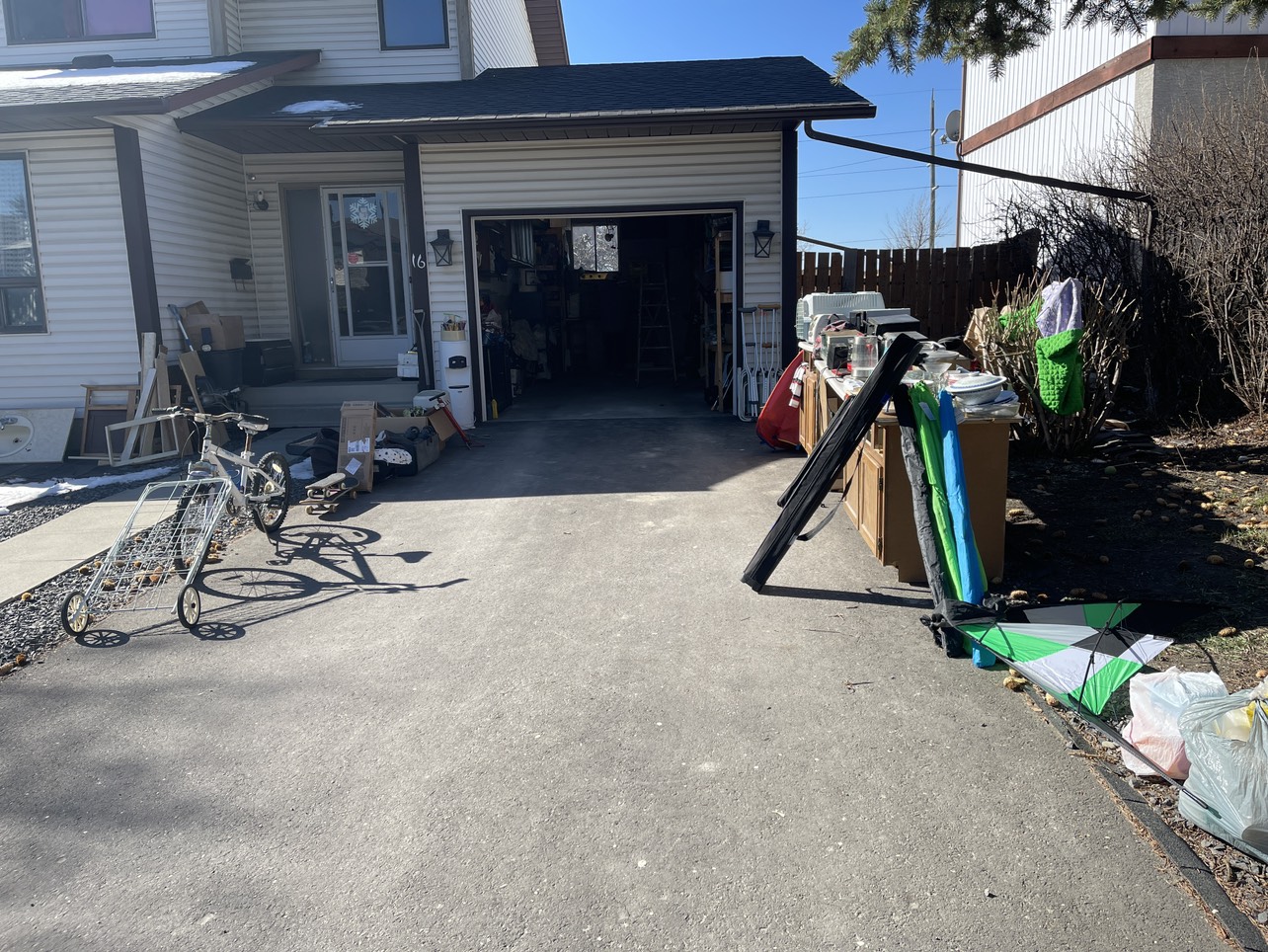 Garage sale on Sunday (9-5) - photo 2