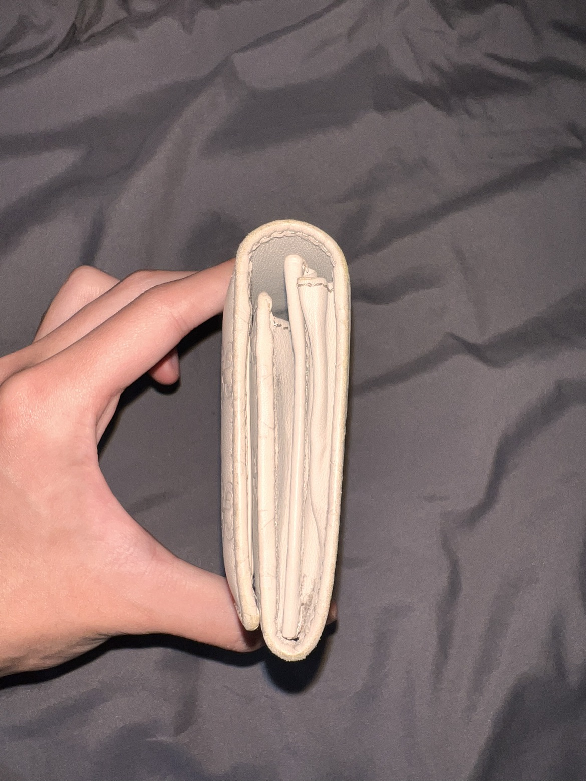 Authentic Gucci Wallet image indicator(2)