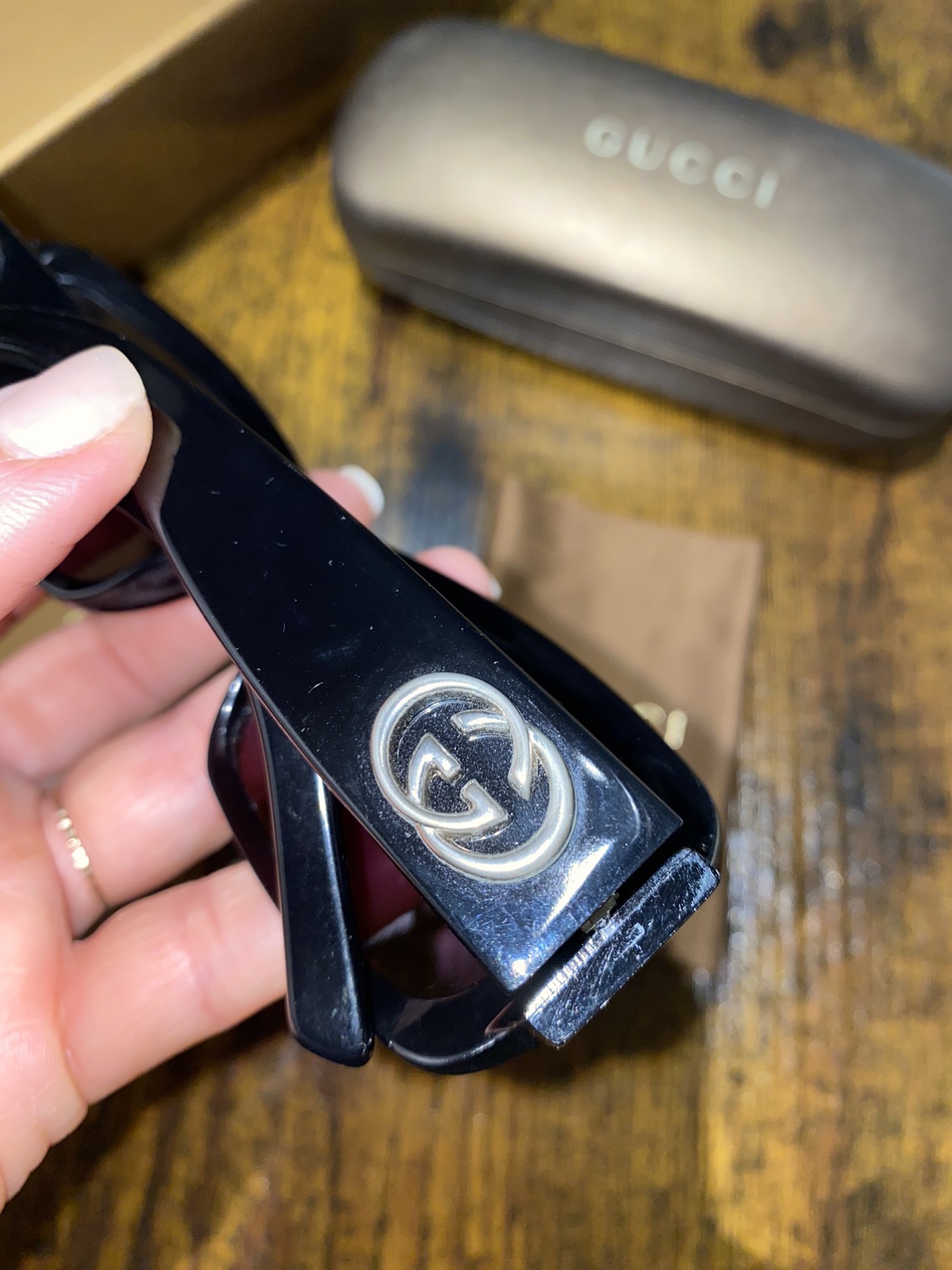 Vintage Gucci Sunglasses - 2996/S/0807 BN 55/14/125 image indicator(3)