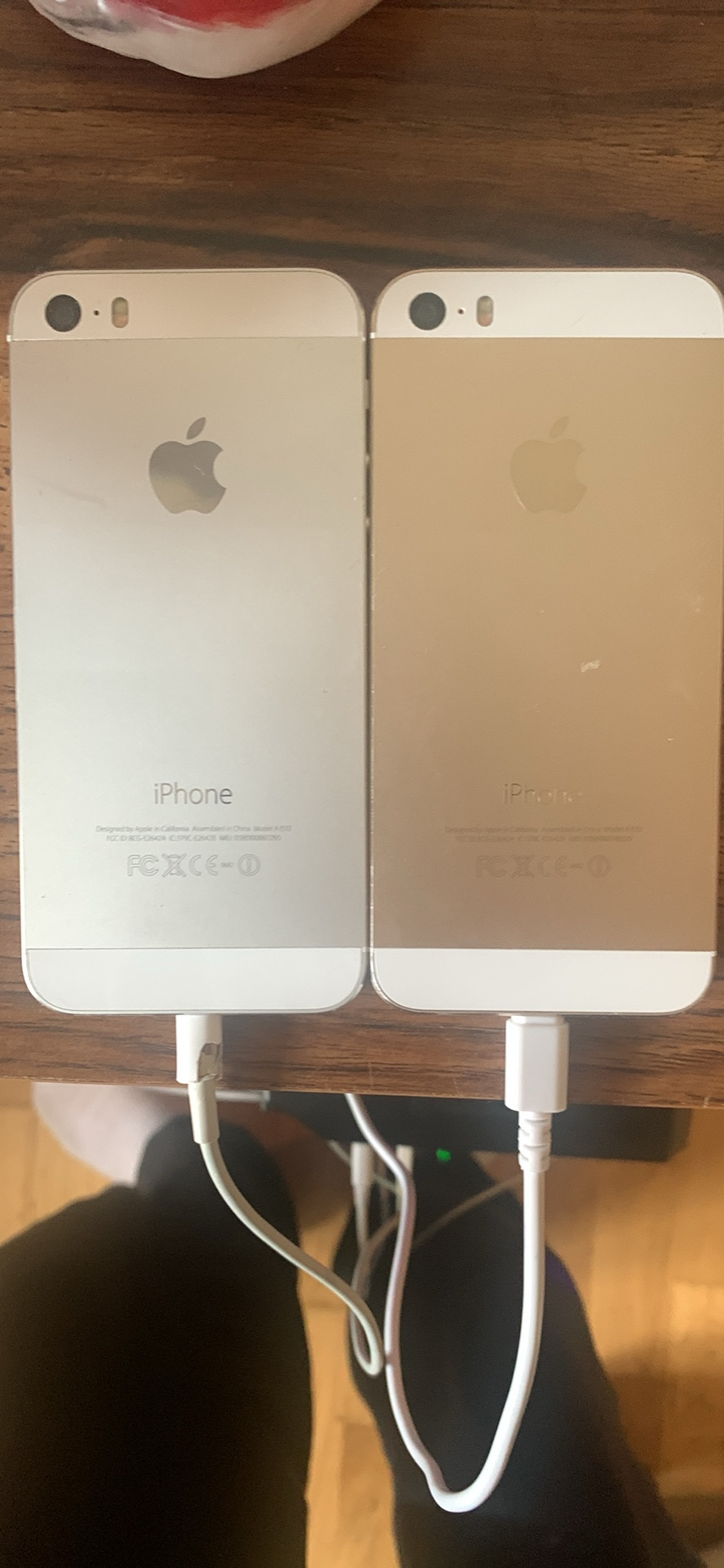 Two iPhone 5s - photo 2