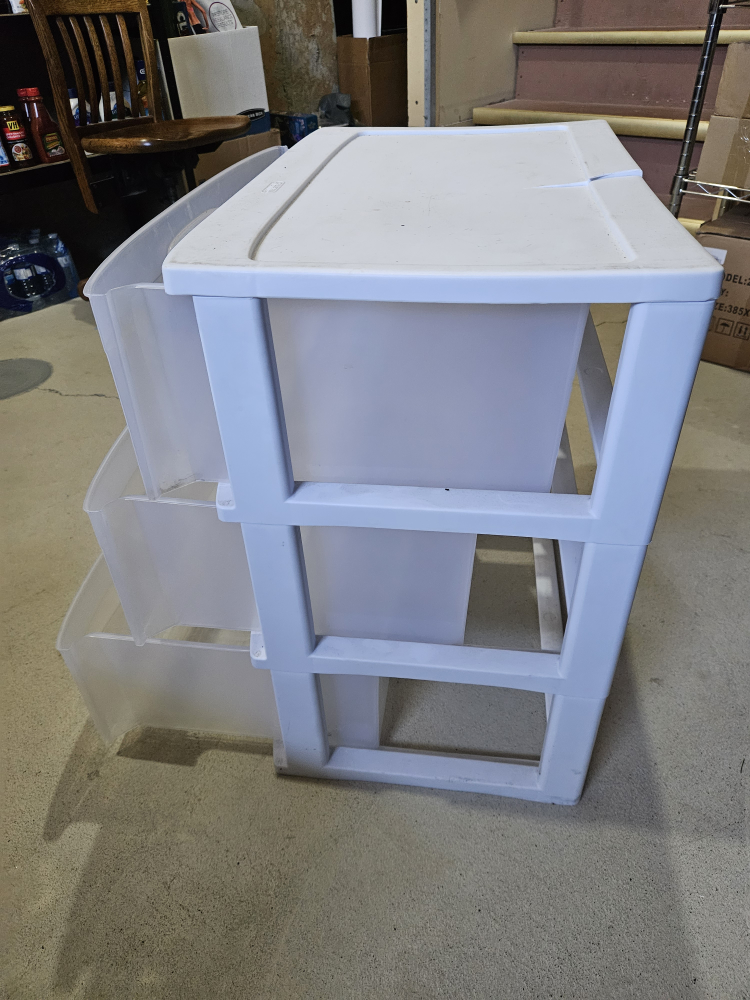 3 Drawer Plastic Cabinet - photo 5