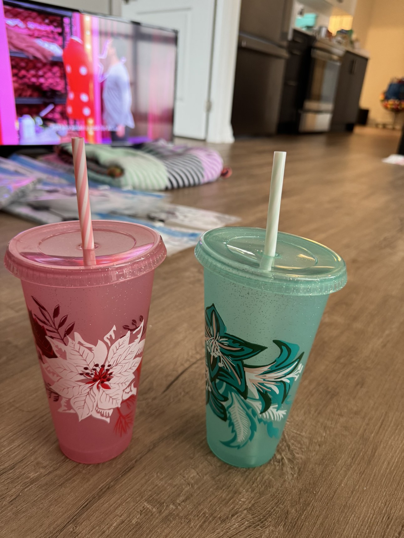 2 - Starbucks reusable cups (Christmas style) thumbnail